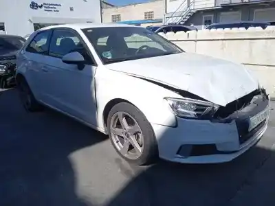 Veículo de Sucata AUDI A3 (8VK) basic do ano 2017 alimentado CXXB