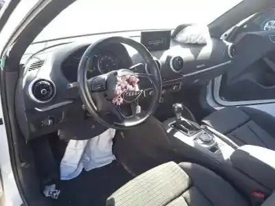 Veicolo di demolizione audi a3 (8vk) basic dell'anno 2017 alimentato cxxb