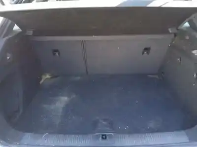 Veicolo di demolizione audi a3 (8vk) basic dell'anno 2017 alimentato cxxb