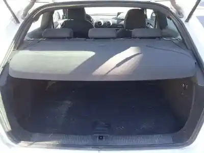 Veicolo di demolizione audi a3 (8vk) basic dell'anno 2017 alimentato cxxb