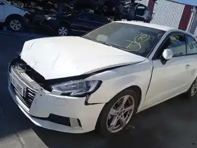 Veicolo di demolizione audi a3 (8vk) basic dell'anno 2017 alimentato cxxb