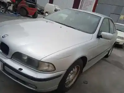 Veículo de Sucata bmw serie 5 berlina (e39) 530d do ano 1999 alimentado 306d1