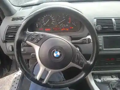 Veículo de Sucata bmw x5 (e53) 3.0d do ano 2002 alimentado 306d1