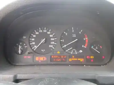 Veículo de Sucata bmw x5 (e53) 3.0d do ano 2002 alimentado 306d1