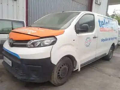 Veículo de Sucata TOYOTA PROACE VERSO 1.6 D-4D CAT do ano 2017 alimentado BH02