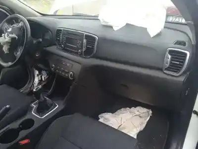 Veículo de Sucata kia sportage iv (ql, qle) 1.6 gdi do ano 2017 alimentado g4fd