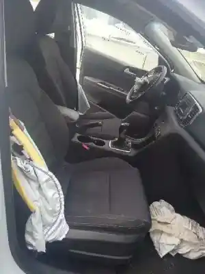 Veículo de Sucata kia sportage iv (ql, qle) 1.6 gdi do ano 2017 alimentado g4fd