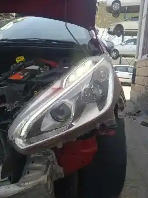 Veículo de Sucata peugeot 208 i (ca_, cc_) 1.2 vti 82 do ano 2016 alimentado hm01