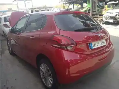 Veículo de Sucata peugeot 208 i (ca_, cc_) 1.2 vti 82 do ano 2016 alimentado hm01