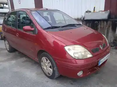 Scrapping Vehicle RENAULT SCENIC (JA..) 1.6 16V Authentique (JA0B/11) of the year 2002 powered K4M700