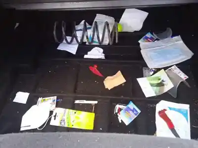 Veículo de Sucata volvo v60 kombi 2.0 diesel cat do ano 2016 alimentado d4204t20