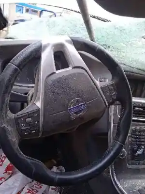 Veículo de Sucata volvo v60 kombi 2.0 diesel cat do ano 2016 alimentado d4204t20