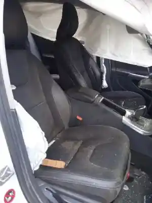 Veículo de Sucata volvo v60 kombi 2.0 diesel cat do ano 2016 alimentado d4204t20