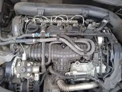 Veículo de Sucata volvo v60 kombi 2.0 diesel cat do ano 2016 alimentado d4204t20