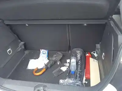 Veículo de Sucata opel corsa d (s07) 1.4 (l08 l68) do ano 2017 alimentado b14xer