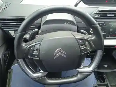 Scrapping Vehicle citroen c4 picasso ii 1.2 thp 130 of the year 2019 powered hny