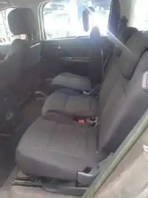 Здавання транспортного засобу peugeot 5008 (0e/0a) desde 05/2009 1.6 hdi року 2011 потужний 9h05