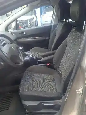 Здавання транспортного засобу peugeot 5008 (0e/0a) desde 05/2009 1.6 hdi року 2011 потужний 9h05