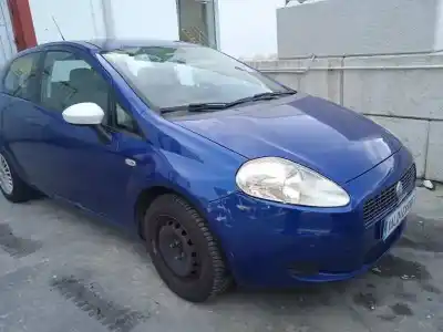Verschrottungsfahrzeug FIAT GRANDE PUNTO (199) 1.3 16V JTD CAT des Jahres 2007 angetrieben 199A2000