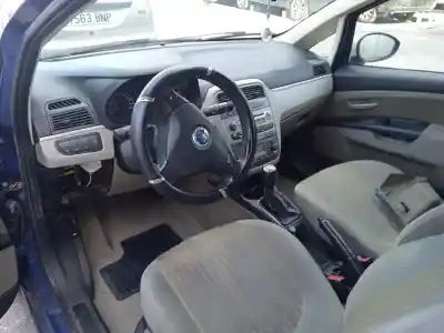 Veículo de Sucata fiat grande punto (199) 1.3 16v jtd cat do ano 2007 alimentado 199a2000