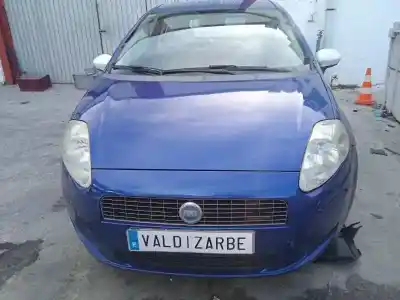 Veículo de Sucata fiat grande punto (199) 1.3 16v jtd cat do ano 2007 alimentado 199a2000