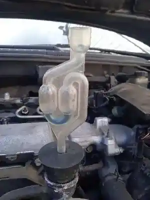 Veicolo di demolizione toyota corolla (_e12_) 2.0 d-4d (cde120r_ cde120l_) dell'anno 2004 alimentato 1cdftv