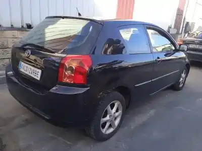Veicolo di demolizione toyota corolla (_e12_) 2.0 d-4d (cde120r_ cde120l_) dell'anno 2004 alimentato 1cdftv