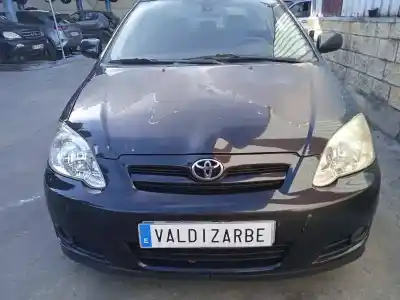 Veicolo di demolizione toyota corolla (_e12_) 2.0 d-4d (cde120r_ cde120l_) dell'anno 2004 alimentato 1cdftv