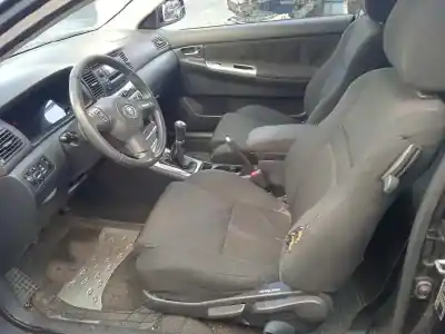 Veicolo di demolizione toyota corolla (_e12_) 2.0 d-4d (cde120r_ cde120l_) dell'anno 2004 alimentato 1cdftv