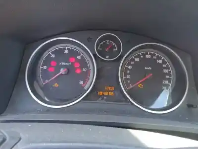 Veículo de Sucata opel zafira b 1.7 16v cdti do ano 2009 alimentado z17dtr