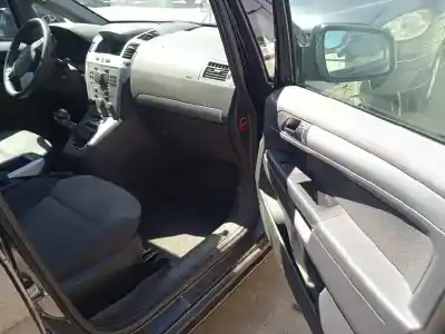 Veículo de Sucata opel zafira b 1.7 16v cdti do ano 2009 alimentado z17dtr
