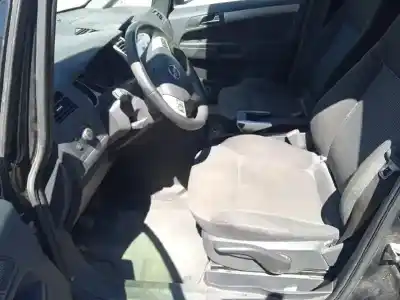 Veículo de Sucata opel zafira b 1.7 16v cdti do ano 2009 alimentado z17dtr