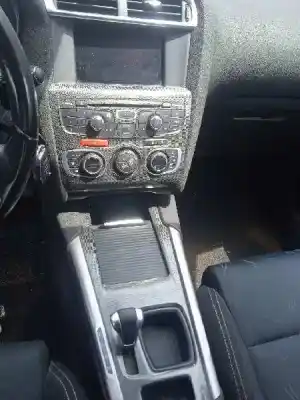 Véhicule à la ferraille citroen c4 lim. collection de l'année 2012 alimenté 9hr