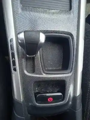 Véhicule à la ferraille citroen c4 lim. collection de l'année 2012 alimenté 9hr