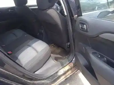 Véhicule à la ferraille citroen c4 lim. collection de l'année 2012 alimenté 9hr