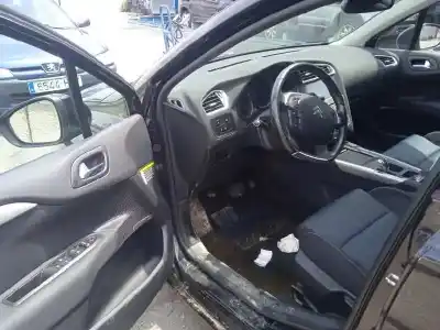 Véhicule à la ferraille citroen c4 lim. collection de l'année 2012 alimenté 9hr