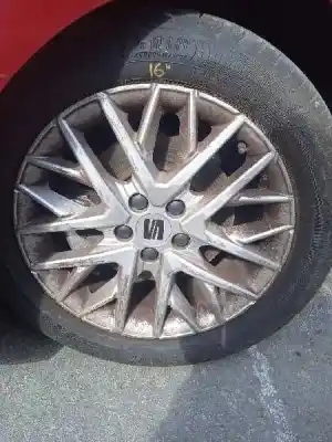 Véhicule à la ferraille seat ibiza (kj1) fr de l'année 2022 alimenté dlaa