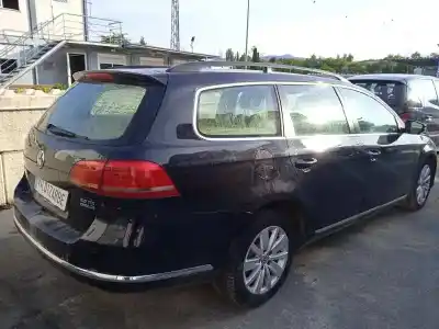Sloopvoertuig volkswagen passat variant (365) edition bluemotion van het jaar 2014 aangedreven cffb