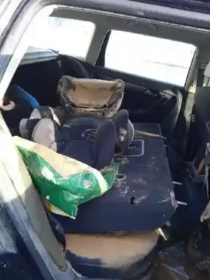 Sloopvoertuig volkswagen passat variant (365) edition bluemotion van het jaar 2014 aangedreven cffb