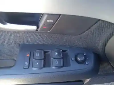 Veículo de Sucata audi a4 berlina (8e) 2.0 tdi quattro (dpf) (125kw) do ano 2007 alimentado brd