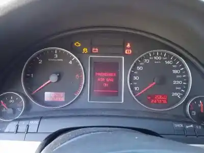 Veículo de Sucata audi a4 berlina (8e) 2.0 tdi quattro (dpf) (125kw) do ano 2007 alimentado brd