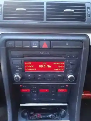 Veículo de Sucata audi a4 berlina (8e) 2.0 tdi quattro (dpf) (125kw) do ano 2007 alimentado brd