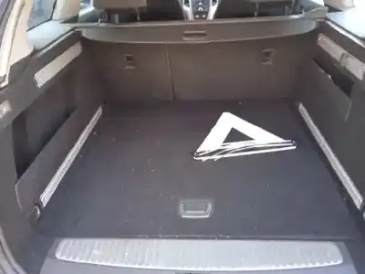 Veículo de Sucata opel astra j sports tourer cosmo do ano 2011 alimentado a17dtr