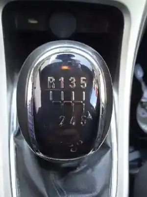 Veículo de Sucata opel astra j sports tourer cosmo do ano 2011 alimentado a17dtr