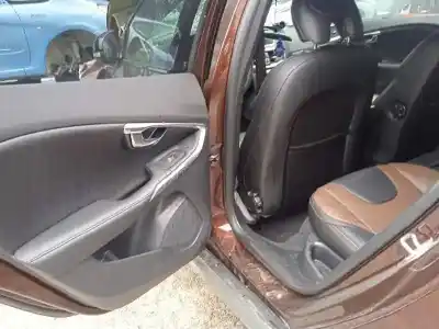 Veicolo di demolizione volvo v40 cross country pro dell'anno 2019 alimentato b4154t4