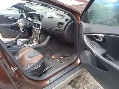 Veicolo di demolizione volvo v40 cross country pro dell'anno 2019 alimentato b4154t4