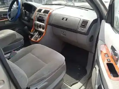 Scrapping Vehicle kia carnival ii 2.9 cdri ex of the year 2003 powered j3
