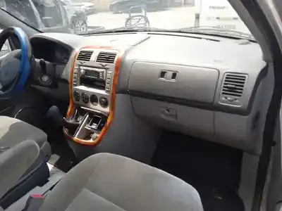 Scrapping Vehicle kia carnival ii 2.9 cdri ex of the year 2003 powered j3