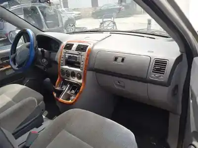 Scrapping Vehicle kia carnival ii 2.9 cdri ex of the year 2003 powered j3