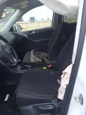 Veículo de Sucata volkswagen tiguan (5n2) t1 bluemotion do ano 2015 alimentado cffd